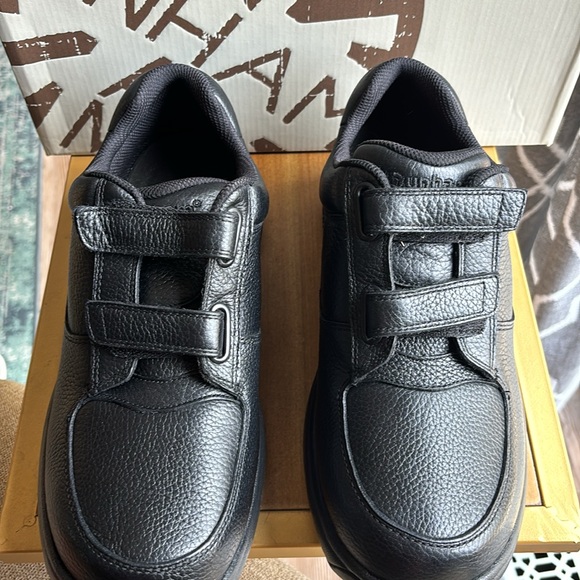 Dunham Winslow Velcro casual shoe size 11 WIDE (2e).  Black leather NEW main image 8